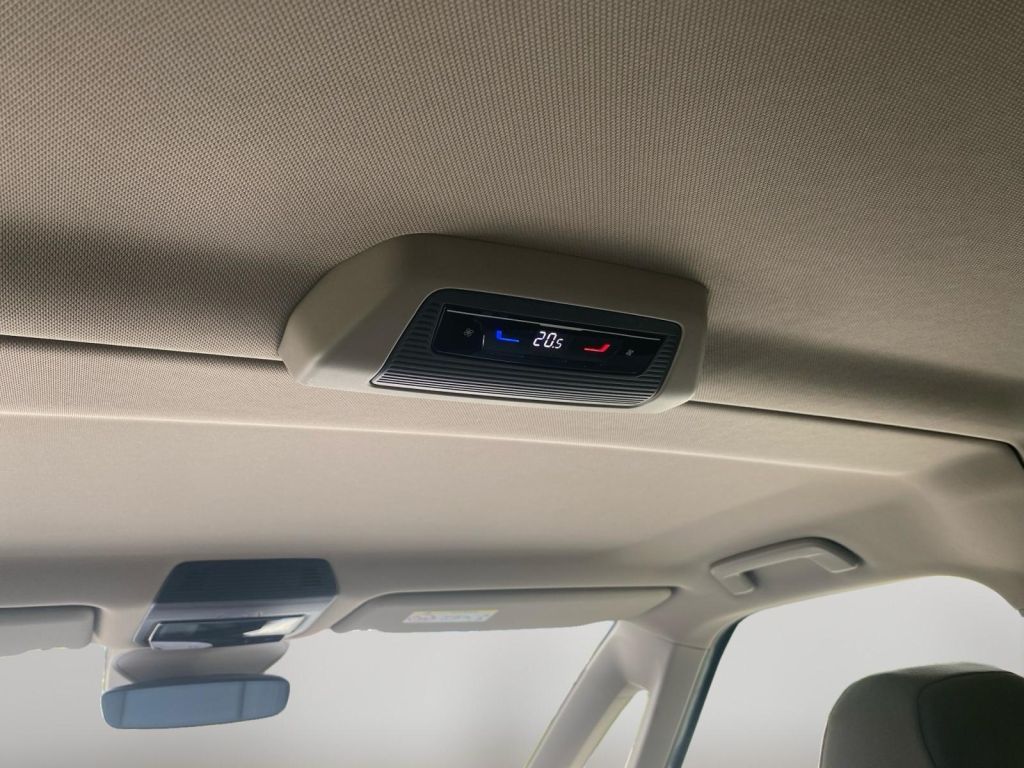 Fahrzeugabbildung Volkswagen T7 Multivan Edition 2.0 TDI *LÜ*SCR*AHZ*StHz*