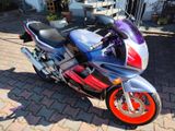 Honda CBR 600F PC25 - HONDA CBR 600 F2