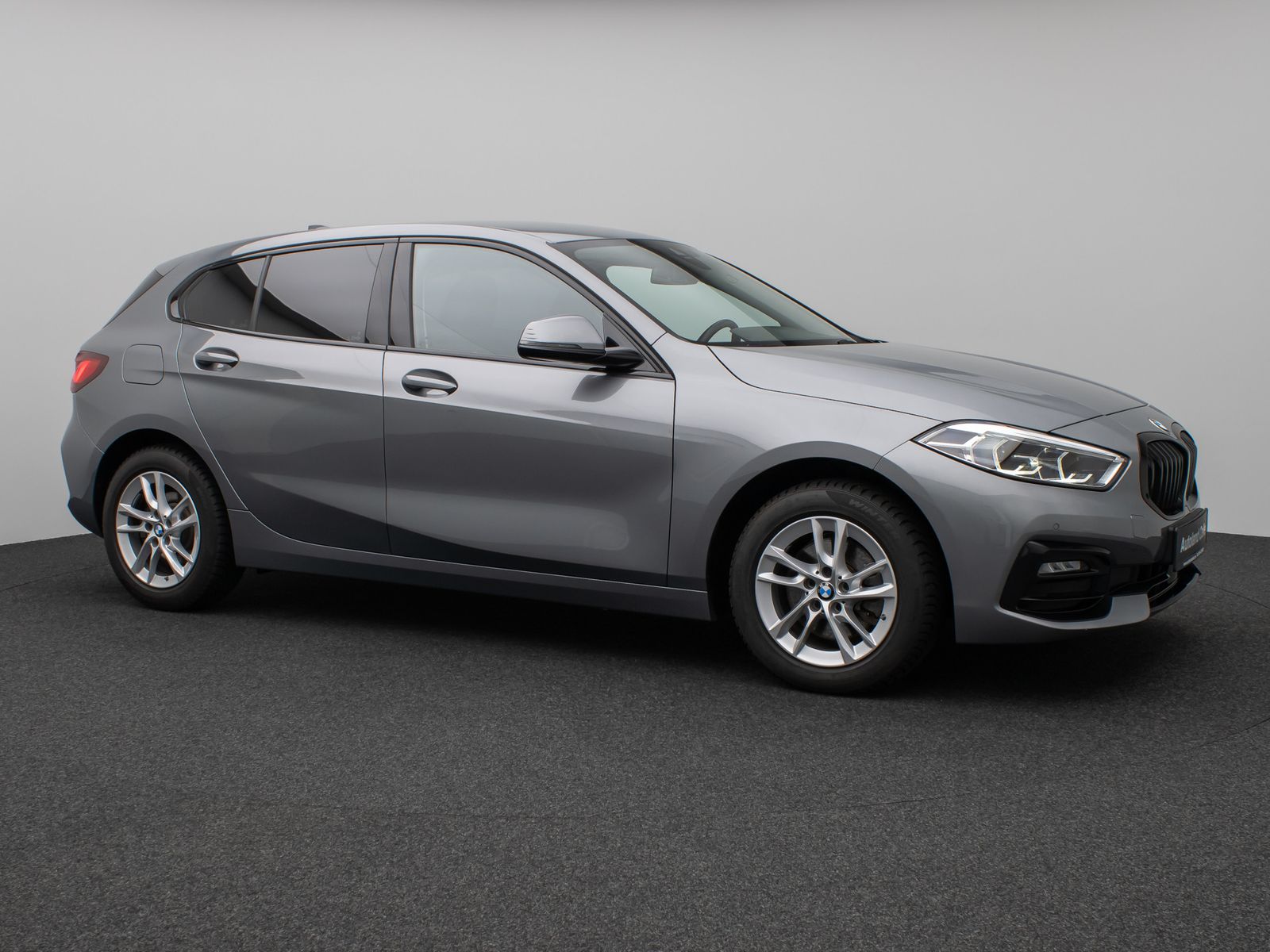 Fahrzeugabbildung BMW 118i Sport Line DAB HiFi Lenkrhz Fernlichtassist