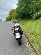 Royal Enfield Scram 411 mit Koffern - Royal Enfield Scram 411