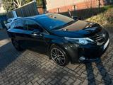 Toyota Avensis - gebrauchte Toyota Avensis aus dem Jahr 2013