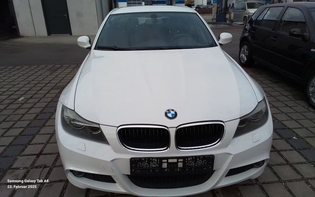 BMW 320 Baureihe 3 Touring 320d xDrive   M Sport