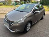 Peugeot 208 1.2 VTi 82 PS Benzin - Peugeot 208 in Duisburg