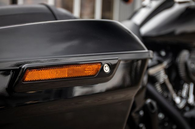 Fahrzeugabbildung Harley-Davidson ROAD KING SPECIAL 114 FLHRXS - JEKILL&HYDE -