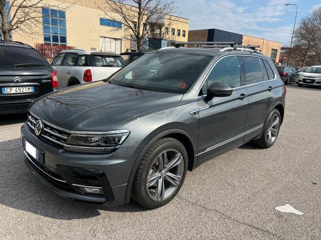 Volkswagen VOLKSWAGEN Tiguan 2.0 TDI DSG R-LINE BlueMotion 