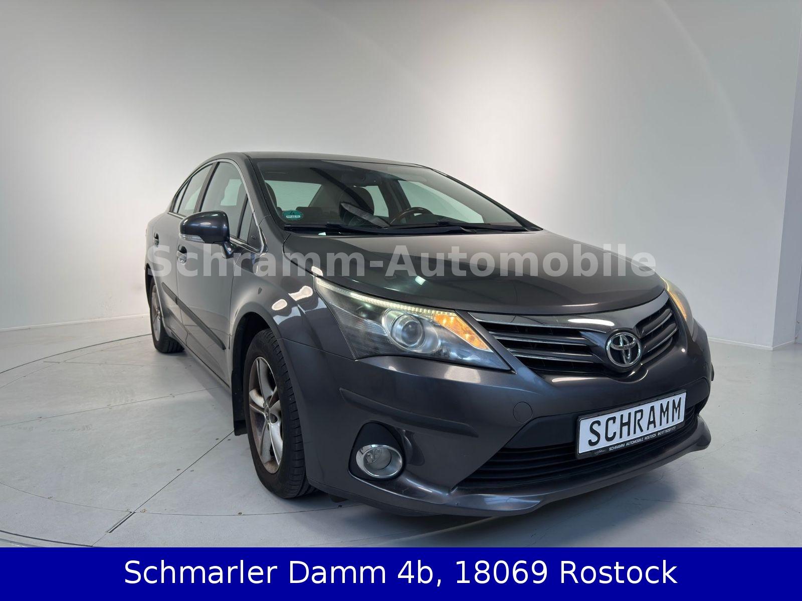 Toyota Avensis Edition 1.8 Kamera ALUFELGEN TEMP XENON