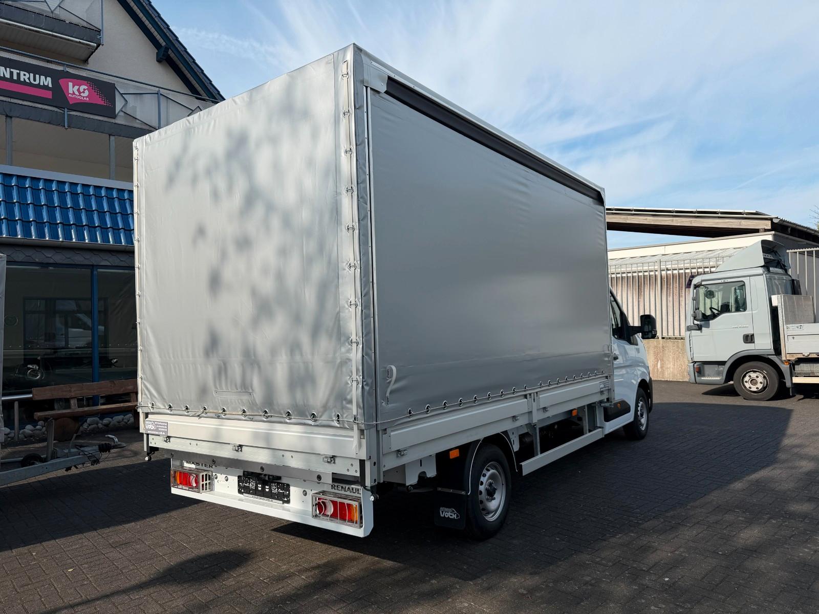 Renault Master Pritsche Plane Schiebeplane