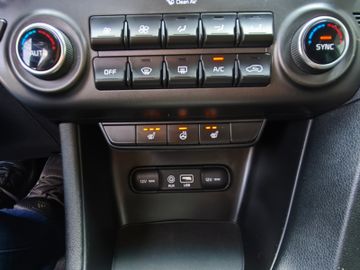 Kia Sportage Spirit2WD*Bi-Xen*Navi*Kamera*SHZ*PDC*