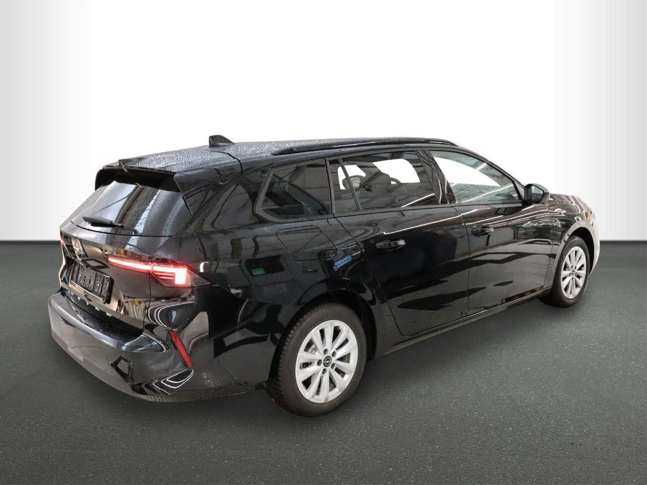 Fahrzeugabbildung Opel Astra L Sports Tourer Enjoy 1.2l 110PS Kamera!