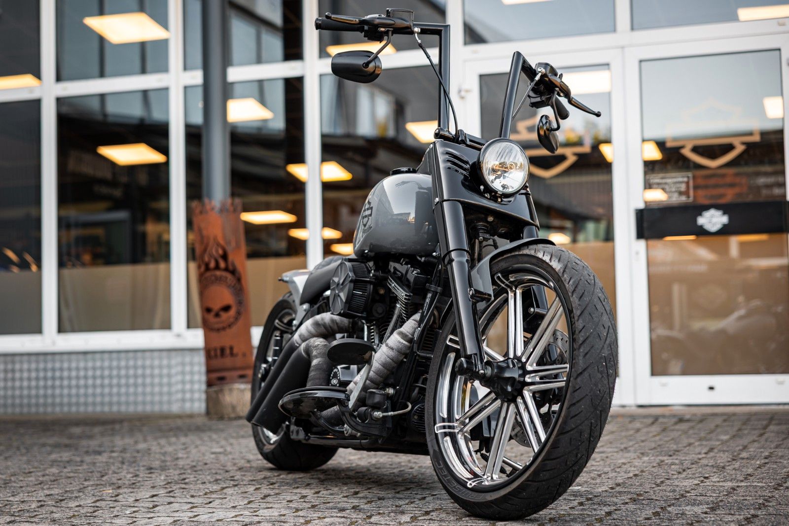Fahrzeugabbildung Harley-Davidson FLSS SOFTAIL SLIM S 110 cui - Heckumbau -