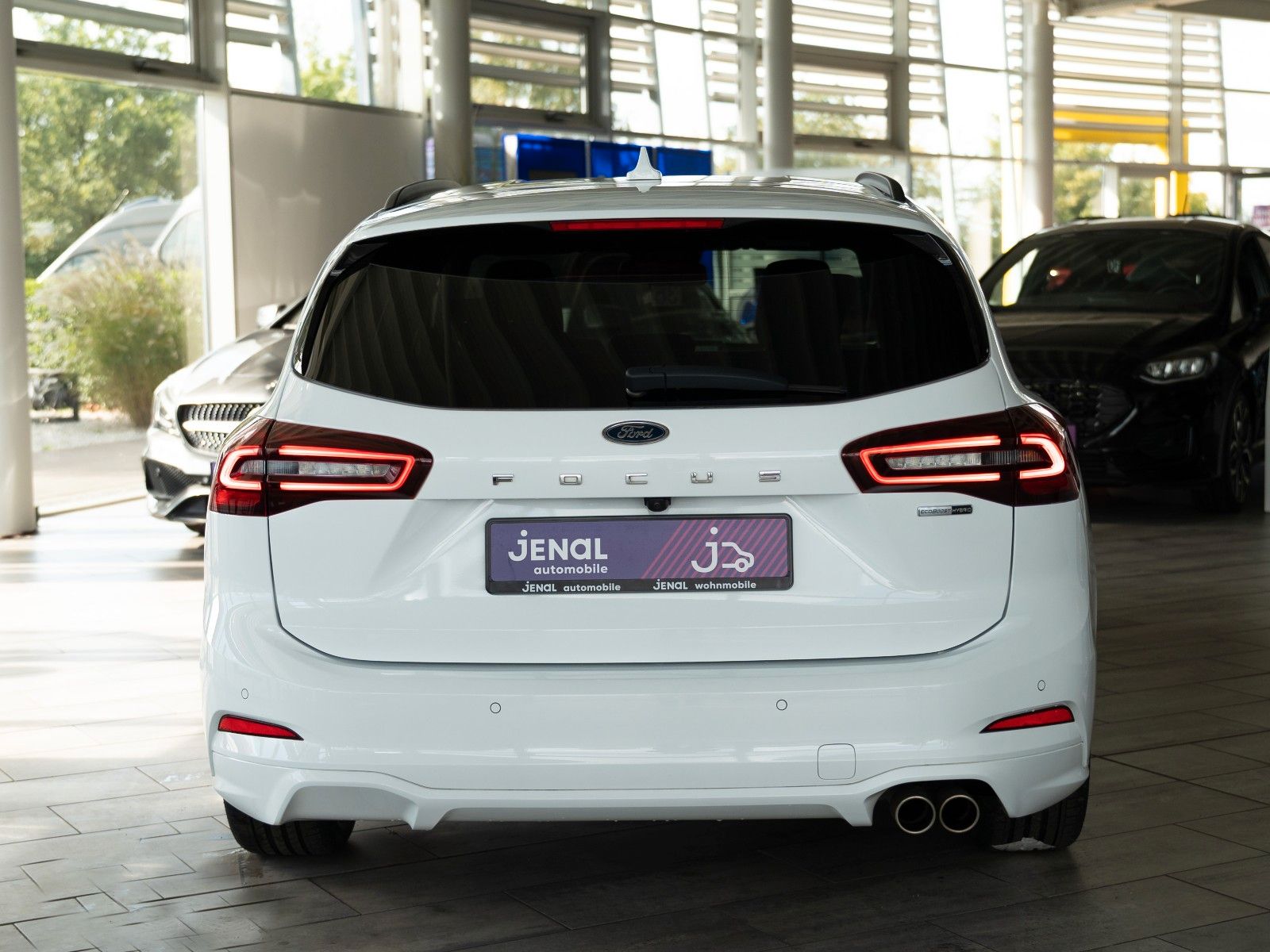 Fahrzeugabbildung Ford Focus Turnier ST-Line AUTOM./WINTER-P./AHK