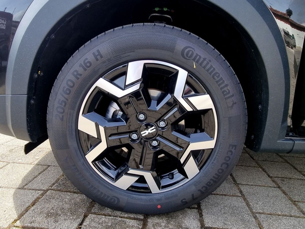 Fahrzeugabbildung Dacia Jogger Journey TCe 110