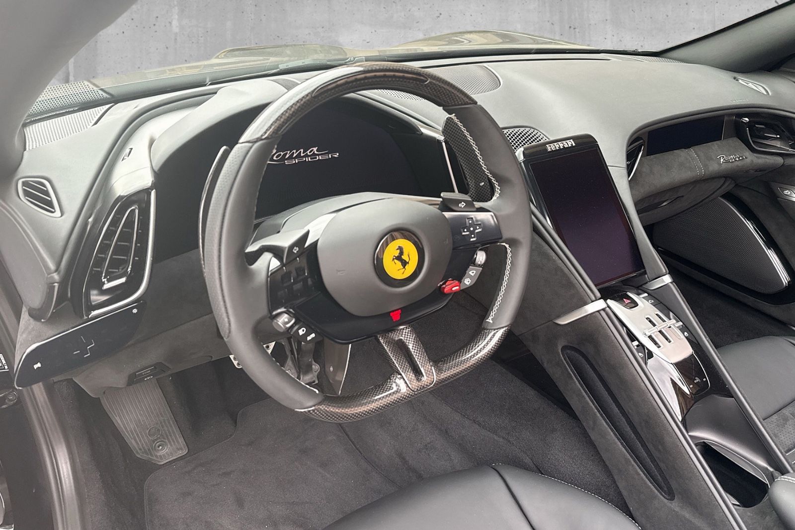 Fahrzeugabbildung Ferrari Roma Spider*Full Carbon*Painted Shields*Daytona