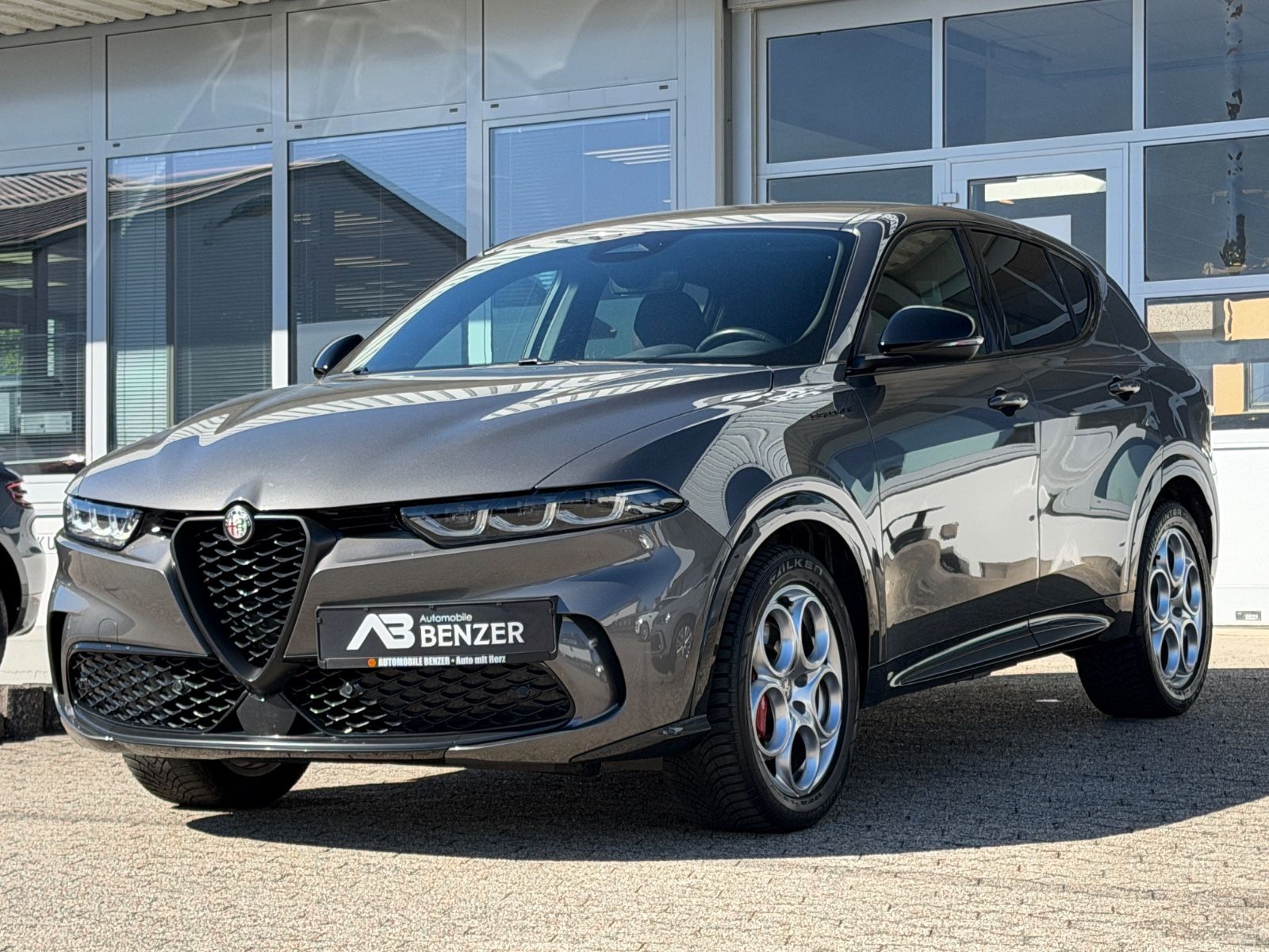 Fahrzeugabbildung Alfa Romeo Tonale Edizione Speciale/DNA/ACC/APPLE-CAR