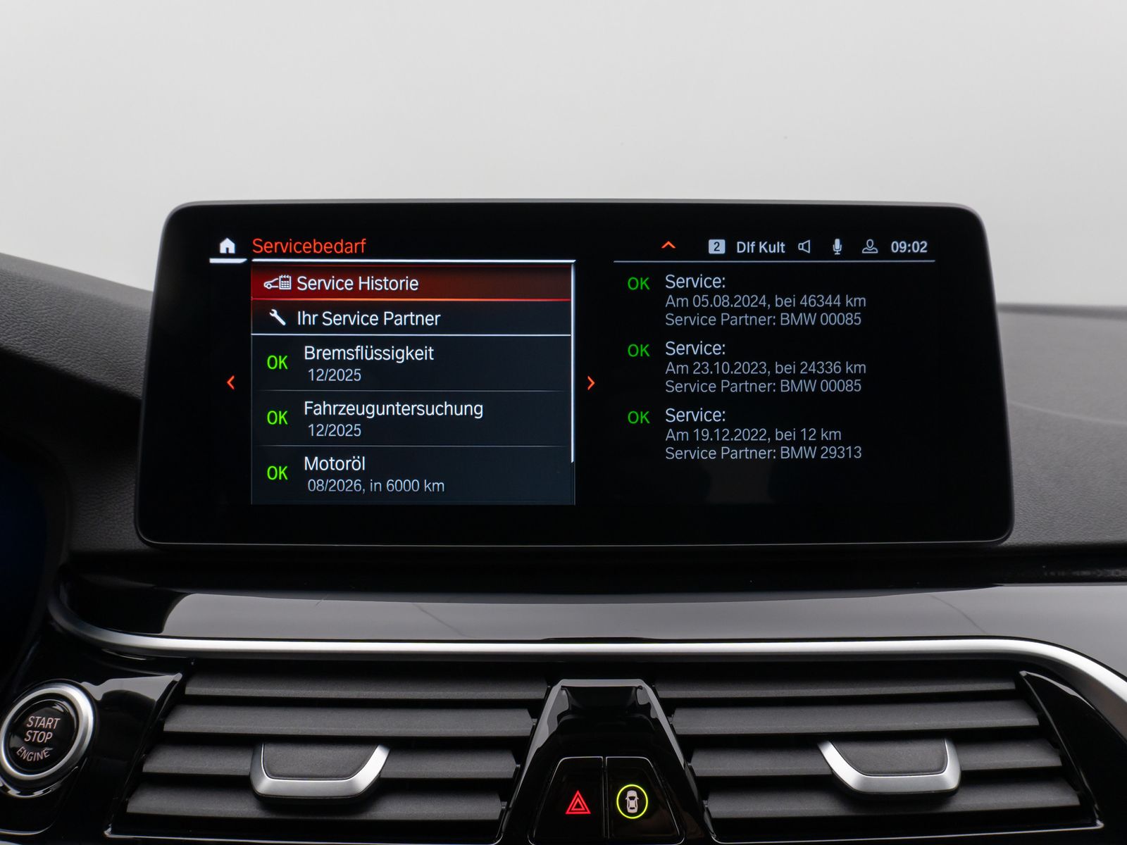 Fahrzeugabbildung BMW 520d Kamera DAB Leder Alarm Parkassistenzsystem