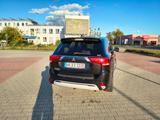 Mitsubishi Outlander 2.4 MIVEC PLUG-IN HYBRID 4WD Plus ... - Mitsubishi Outlander Plus mit Hybrid-Antrieb (Benzin/Elektro)