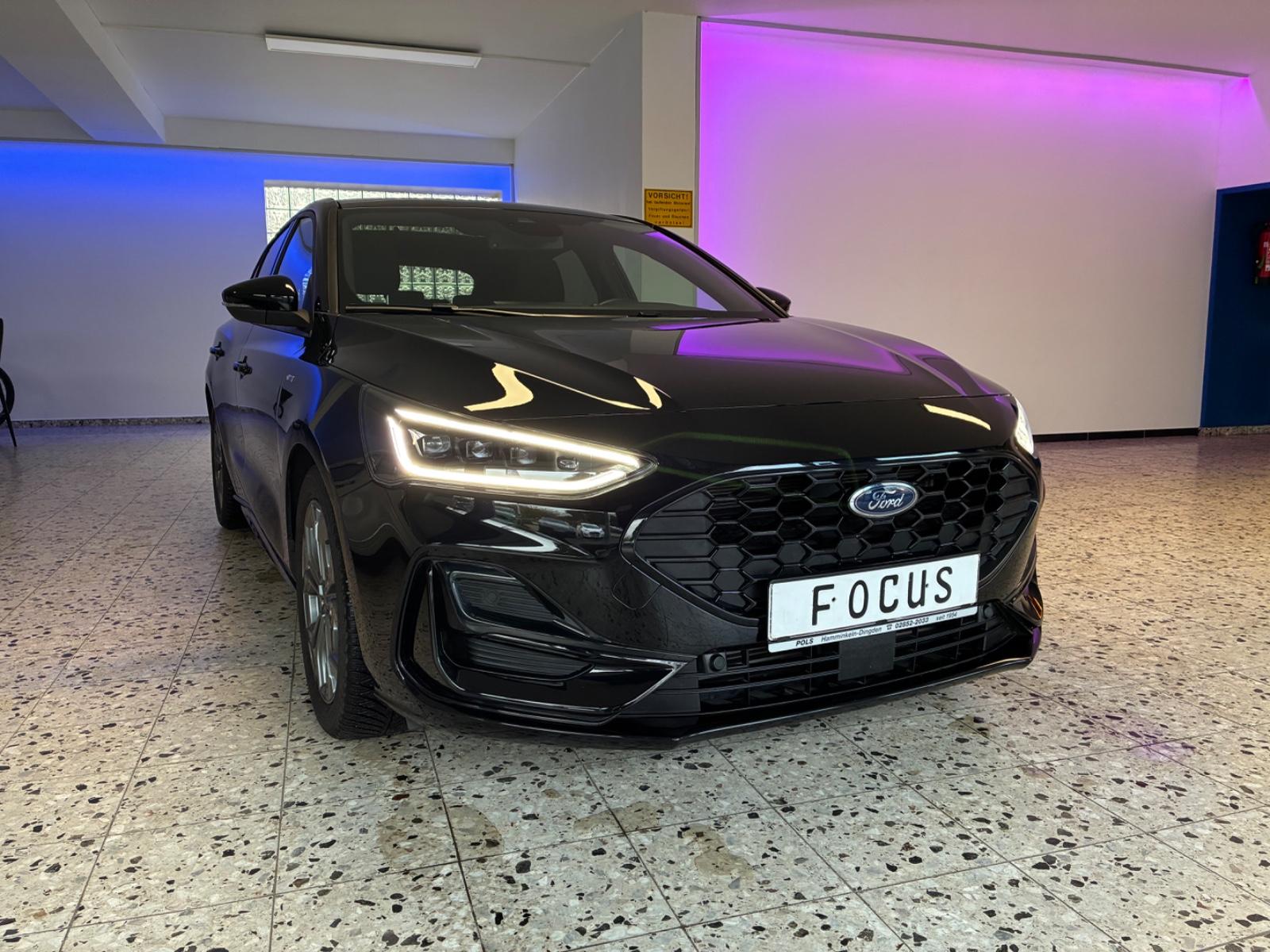 Ford Focus ST-Line X Lim./Matrix-LED/Kamera/Allw/Pano