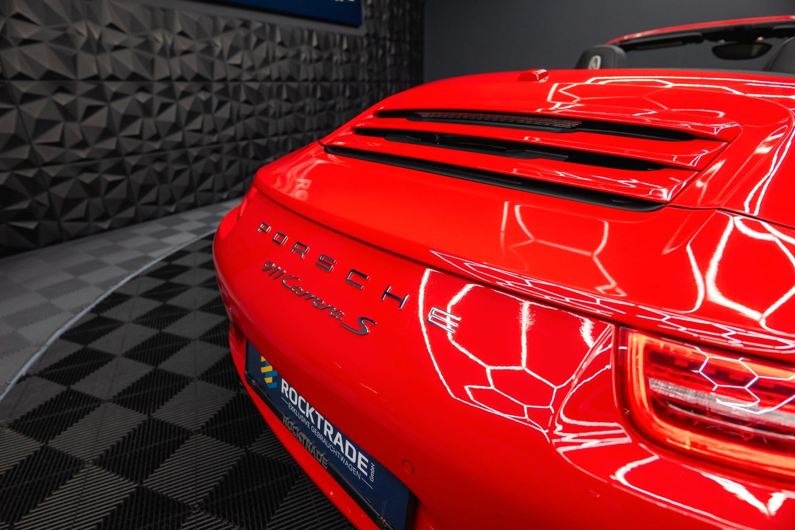 Fahrzeugabbildung Porsche 991 911 Carrera S Cabriolet Chrono+ *Sportabgas*