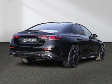 Mercedes E 200 - 3