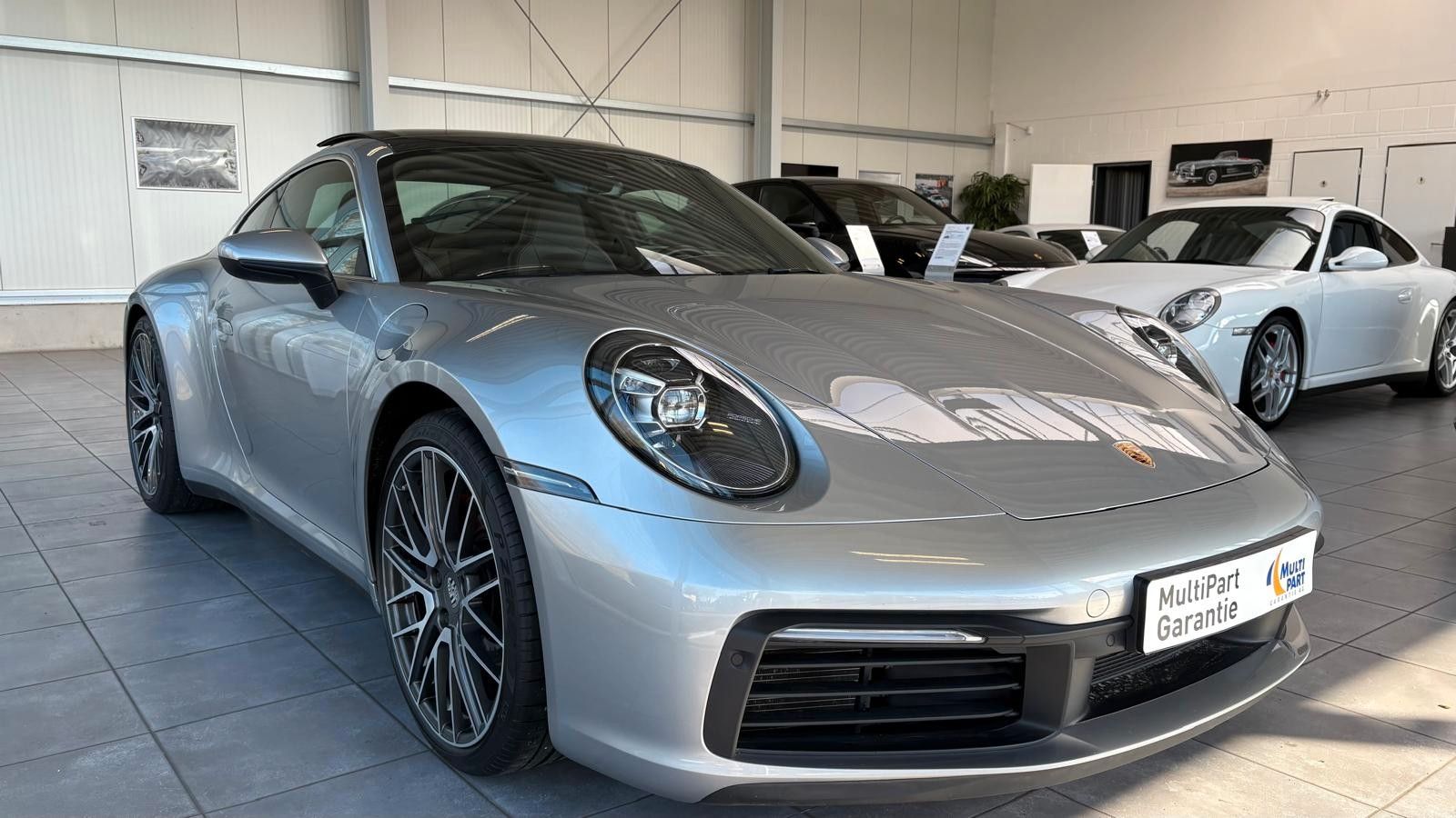 Fahrzeugabbildung Porsche 992 4 S/Lift/Vierradlenkung/Sonnendach/Voll!