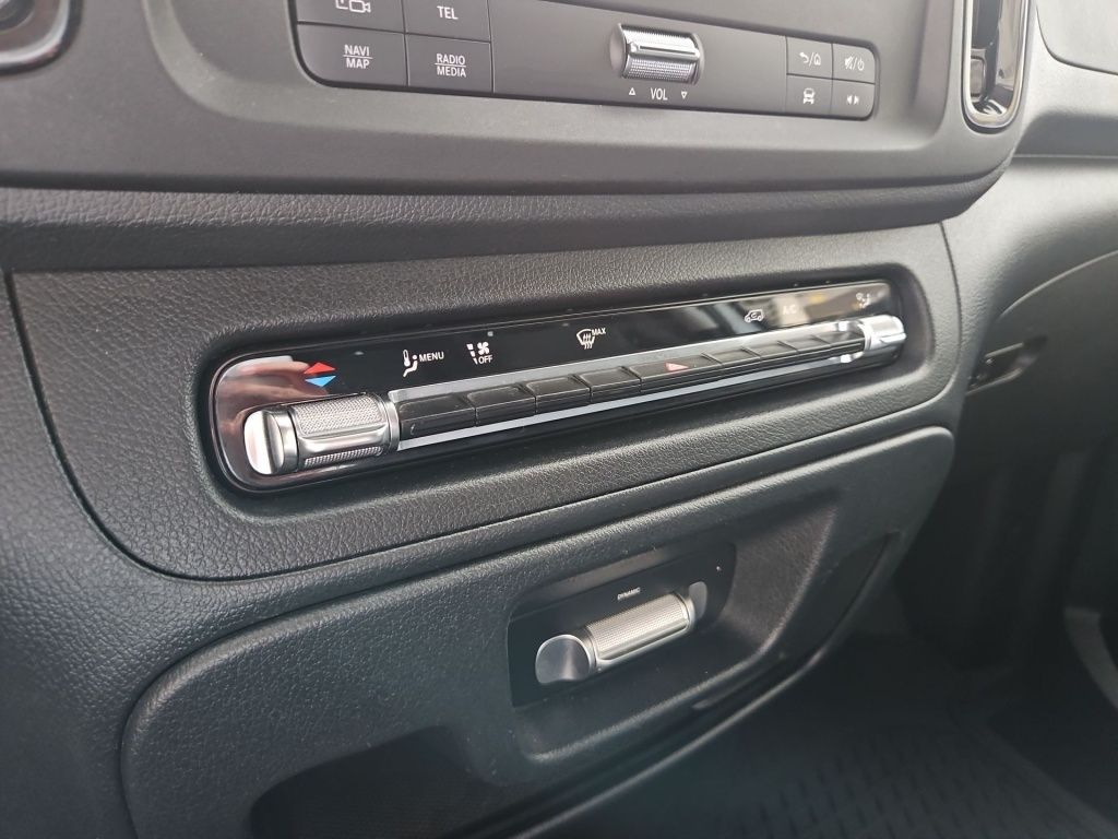 Fahrzeugabbildung Mercedes-Benz Vito 116 Kasten extralang MOPF2 Nav RFK 270° SHZ