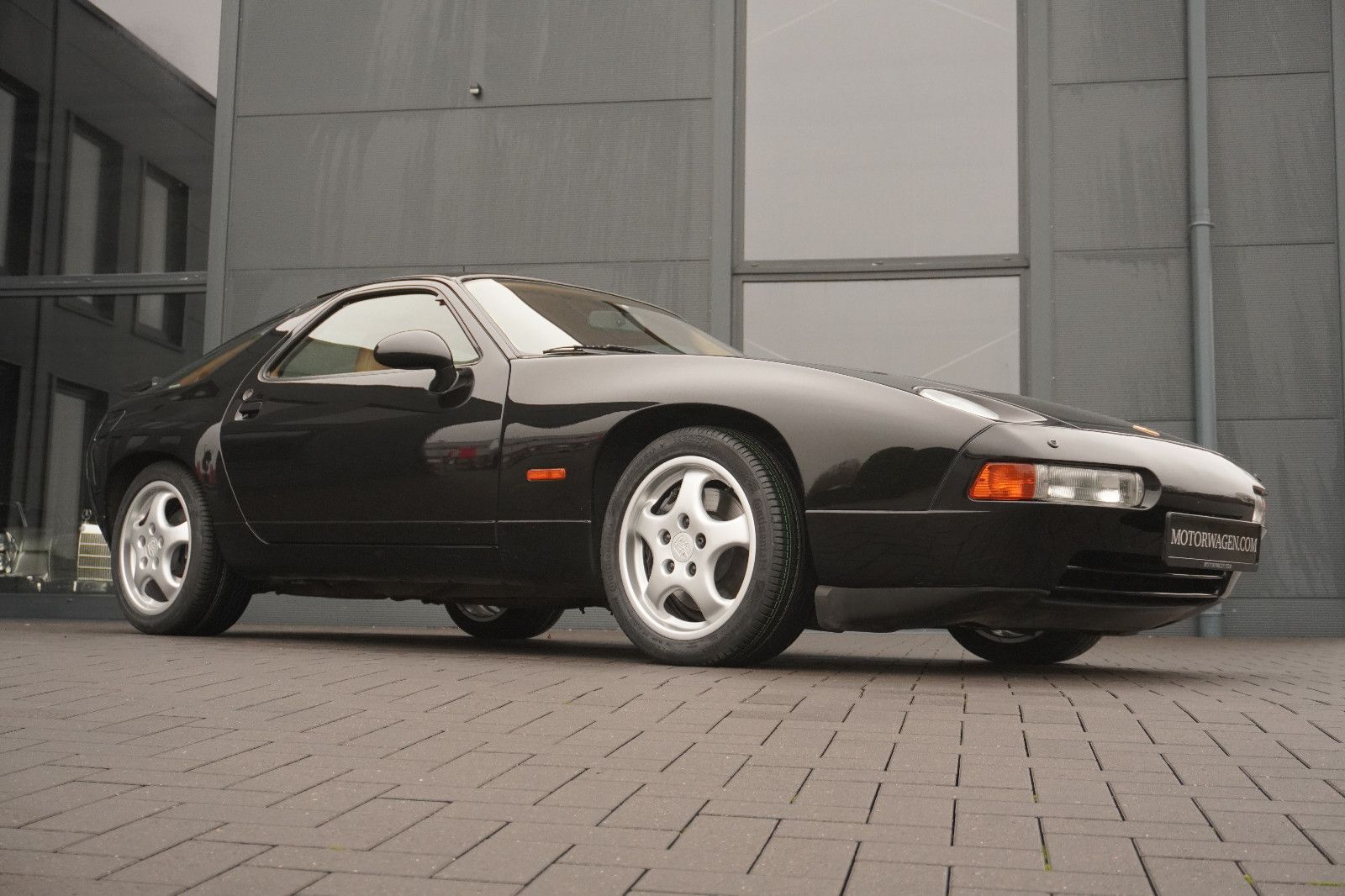 Fahrzeugabbildung Porsche 928 GTS