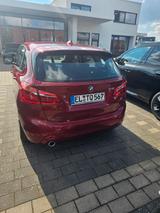 BMW 218 Active Tourer 218i - - rote BMW 218 Active Tourer