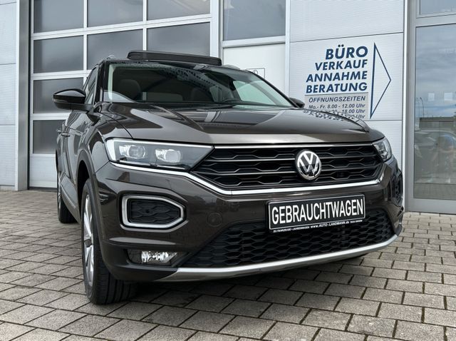 Volkswagen T-Roc 1.5 TSI DSG Style ACC PANO AHK KAM DE-FZG.