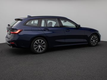 Fahrzeugabbildung BMW 320d xD Sport Line Kamera Laser HiFi AHK Komfort