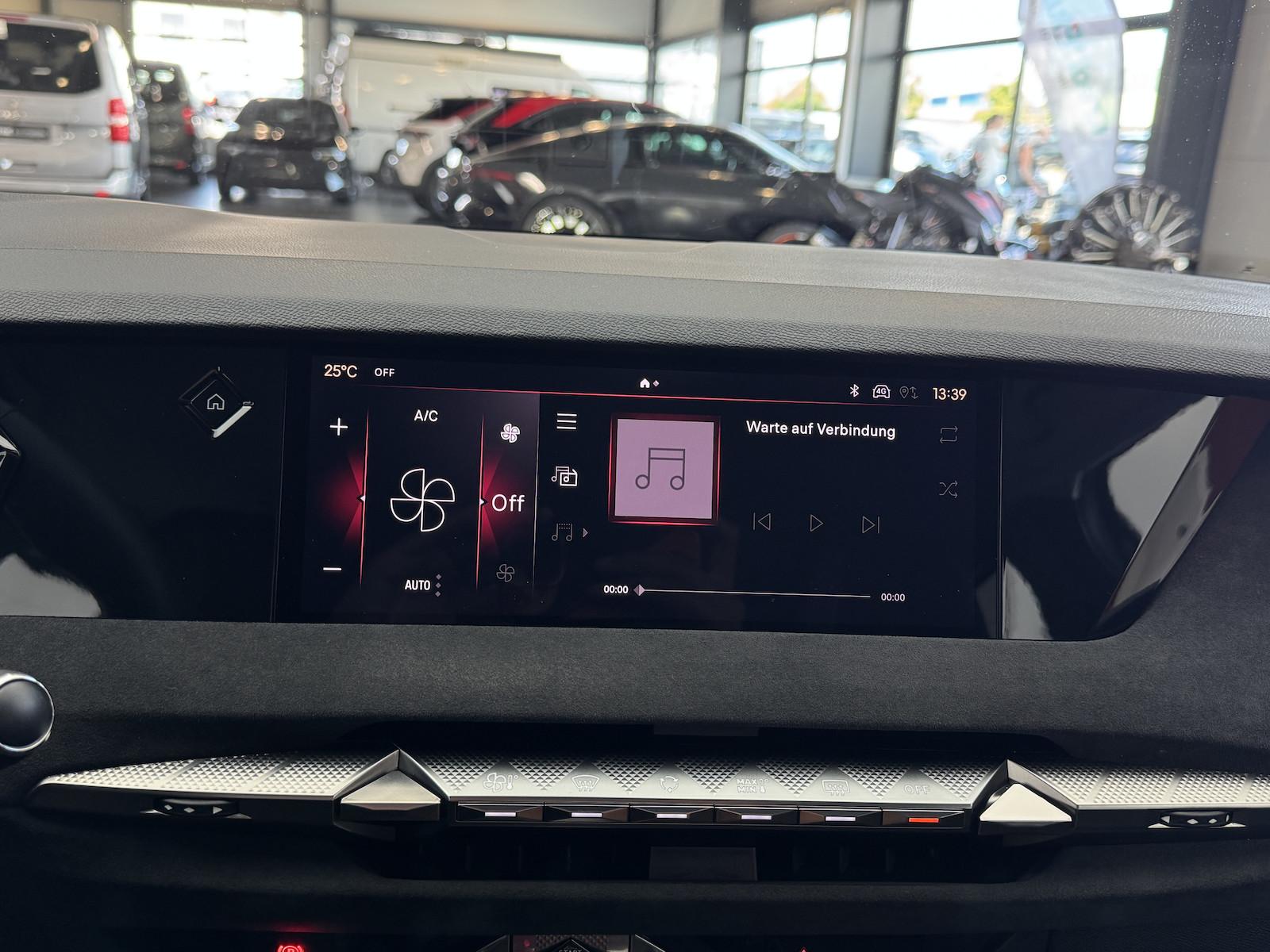DS Automobiles DS4 130 EAT8 Performance Line LED CarPlay