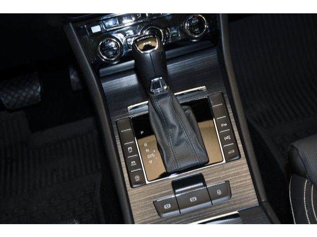 Skoda Superb - Bild 6