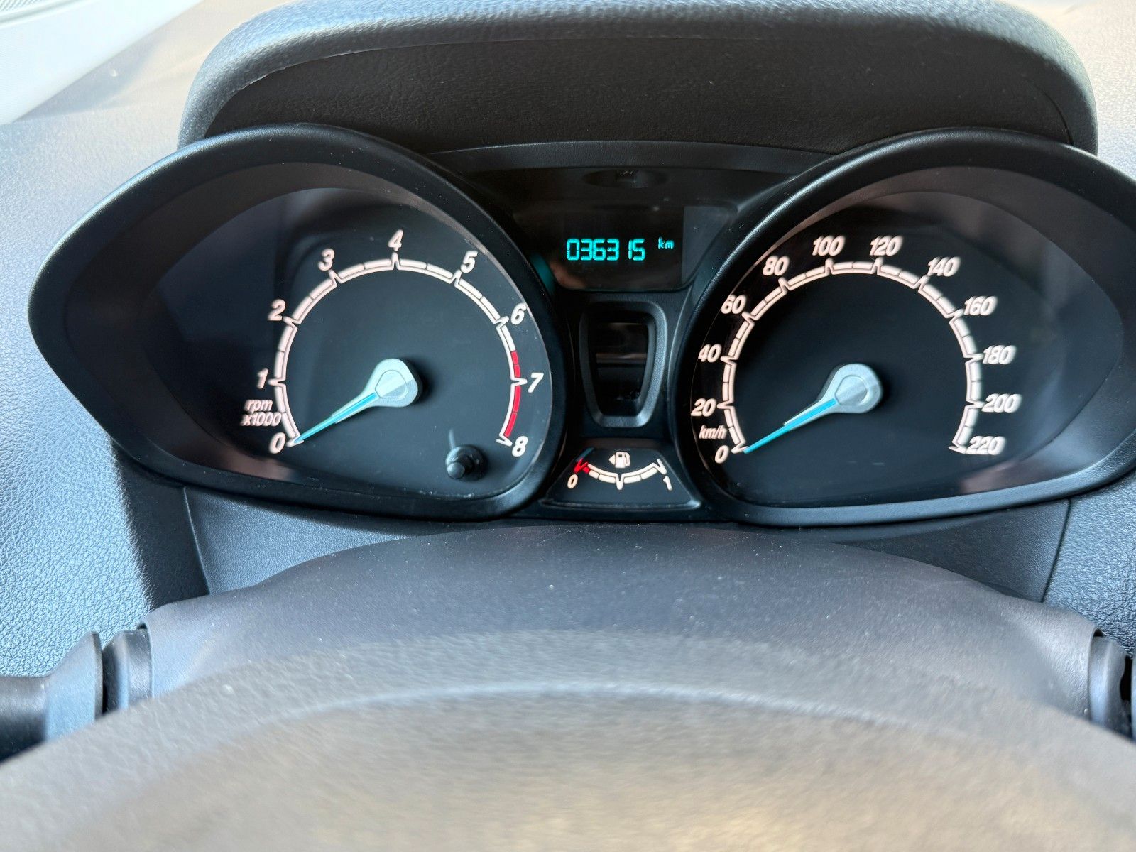 Fahrzeugabbildung Ford Transit Courier Trend