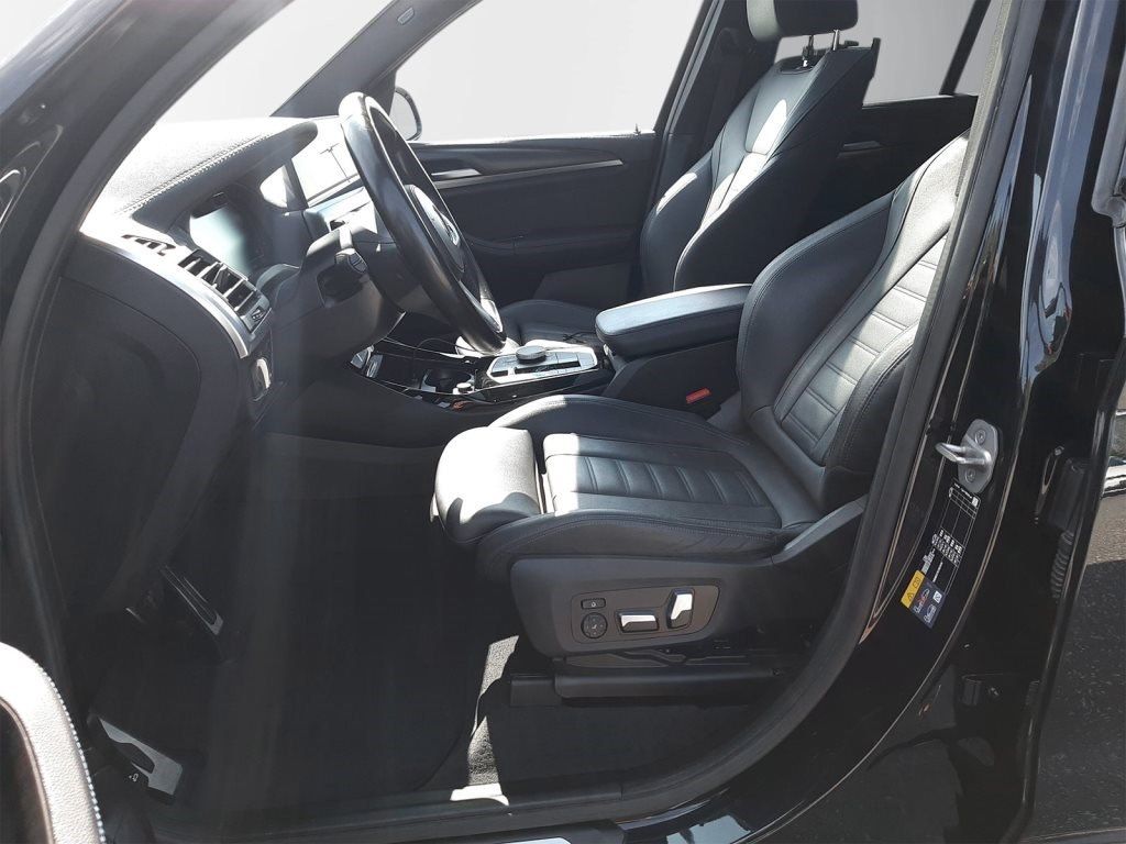 BMW iX3 - Bild 8