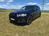Audi Q7 3.0TDI S-line VOLL*Keyless*SoftClose*HUD*Matr - Audi Q7 Gebrauchtwagen in Frankfurt