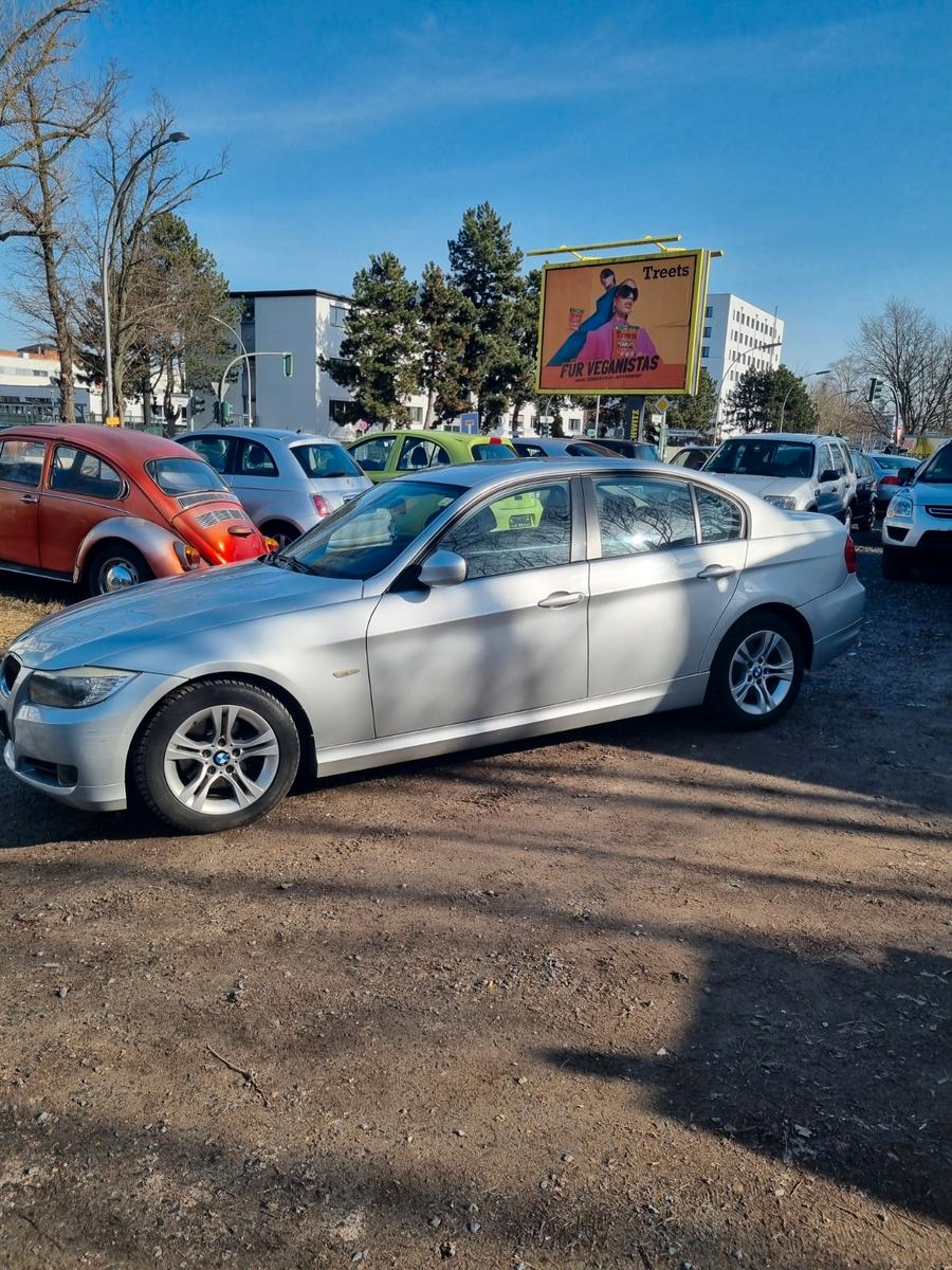 BMW 318 3 Limousine 318i. Tüv 12/27