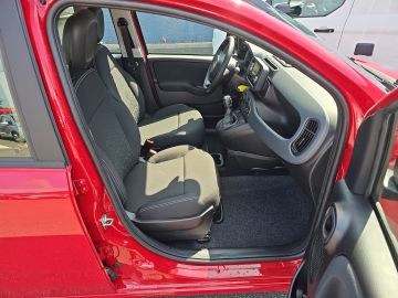 Bild 13 Fiat Panda DAB Spurhalteass. Verkehrszeichenerk. Notb