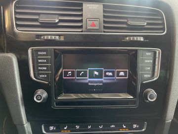 Volkswagen Golf VII Lim. GTD BMT *NAVI*SZHZ*PDC*BI-XENON*