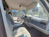 Volkswagen t5 schöner Bulli mit Wohnmobilzulassung - Volkswagen Wohnmobile & -wagen in Hamburg