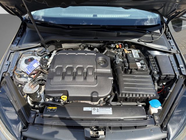 Golf VII Variant 1.6 TDI Comfortline ACC FACEL.