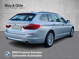 BMW 520 NAVI AHK Luftfederung LED El. Heckklappe Meh - silberne BMW 520