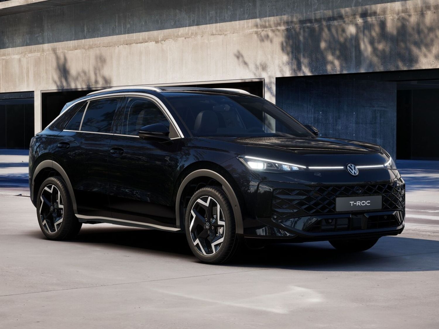 Fahrzeugabbildung Volkswagen T-Roc 1.5 eTSI R-Line *Panorama, Ganzjahresr., I