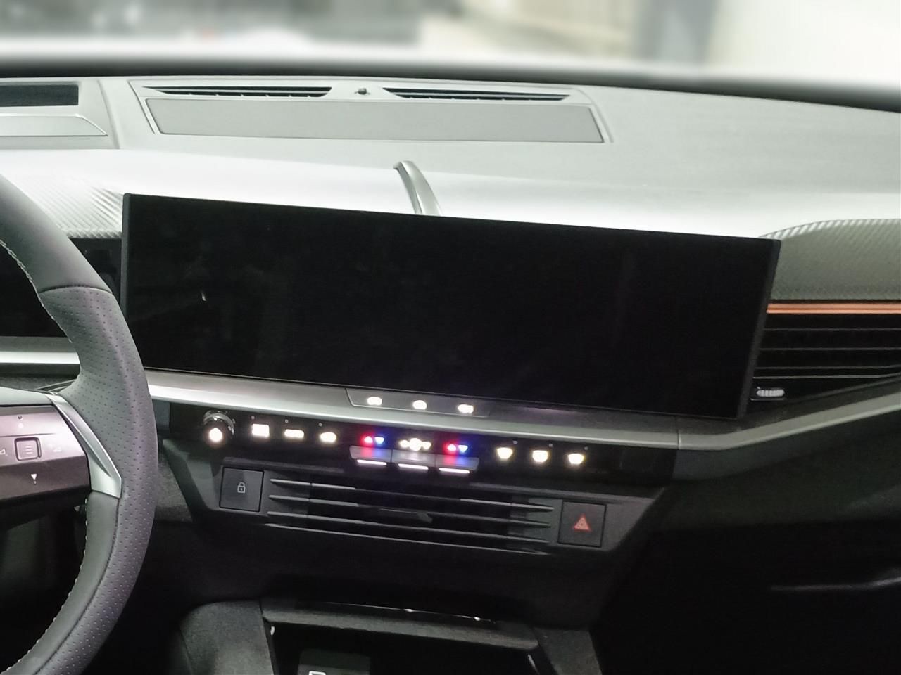 Fahrzeugabbildung Opel Grandland GS MildHybrid 107KW
