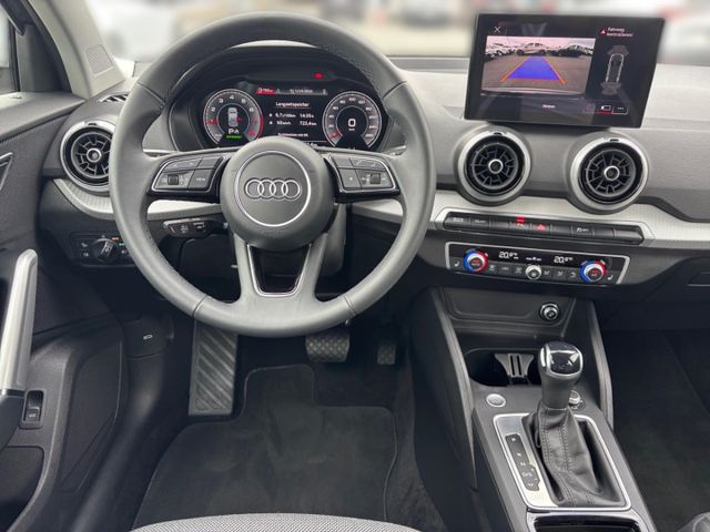 Q2 35 TFSI S line Matrix Kamera ACC CarPlay Sitz