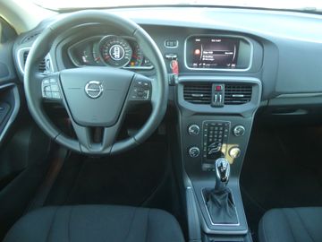 Volvo V40 - 10