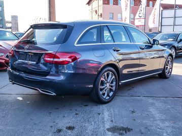 Fahrzeugabbildung Mercedes-Benz C 180 T 7G-TRONIC Avantgarde LED COMAND PARKASSI