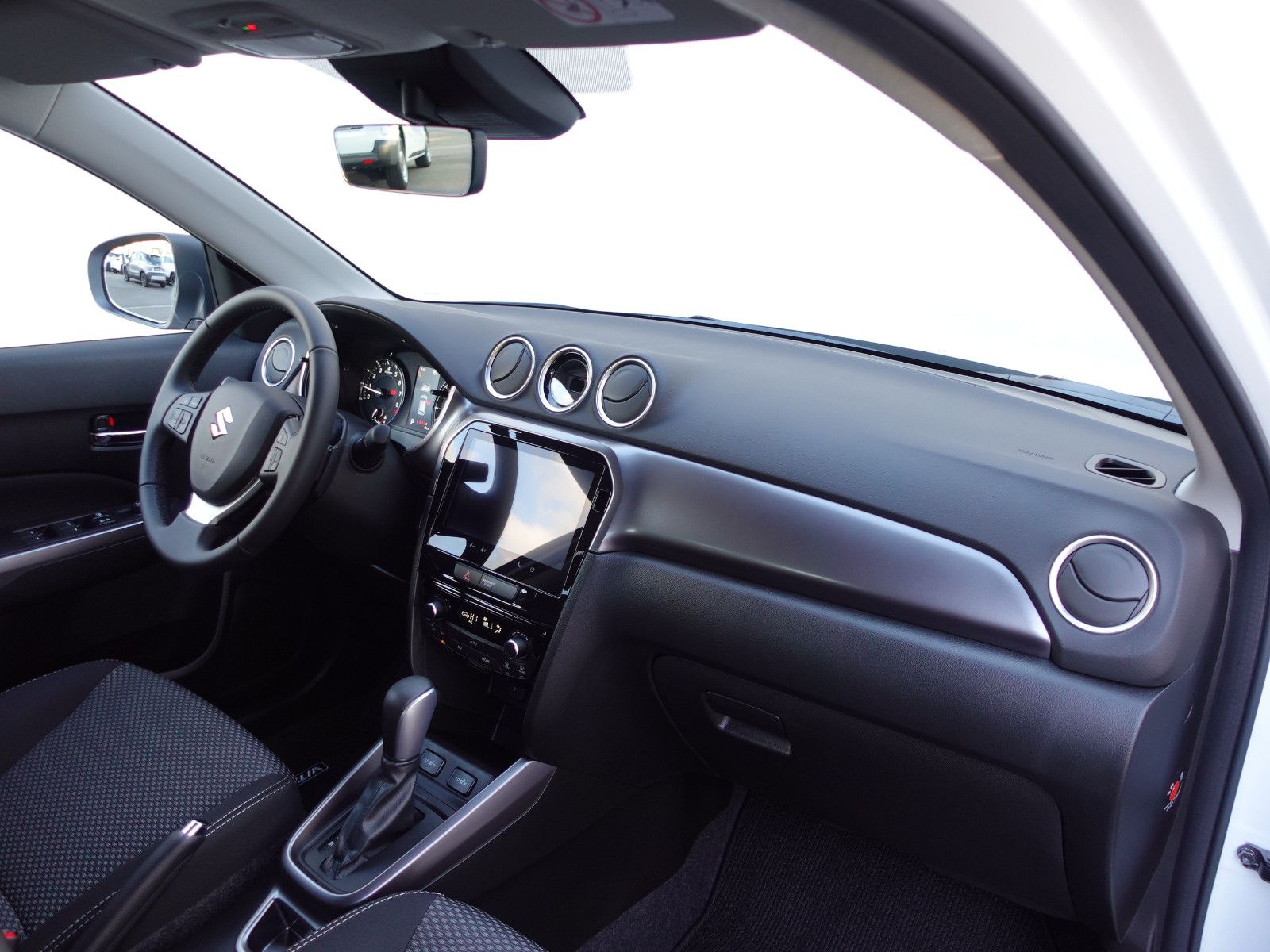 Fahrzeugabbildung Suzuki Vitara 1.4 Comfort 6-Stufen Automatik Navi,SHZ