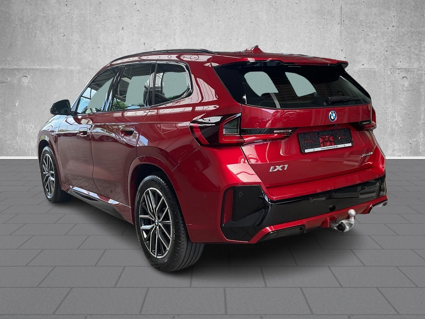 BMW iX1 xDrive30 M Sportpaket HUD AHK Navi Digi-CP M foto 5