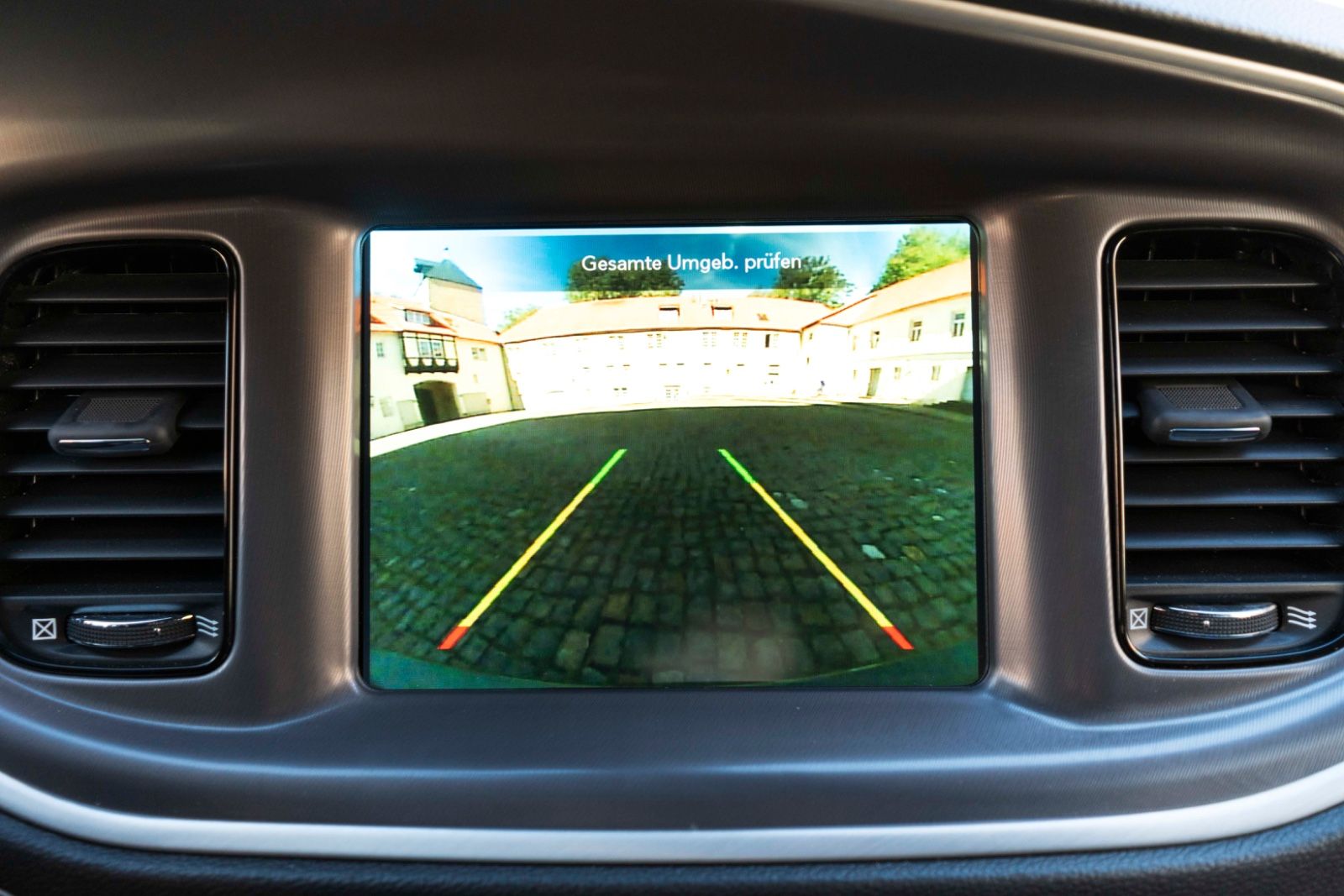 Fahrzeugabbildung Dodge Charger 5,7L DAYTONA WIDEBODY ALPINE CARPLAY KAM