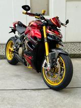 Ducati Streetfighter V4S Iron Man Edition - Offers