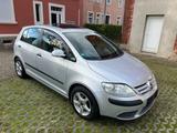 Volkswagen Golf Plus V 1.6 Automatik/AHK/Bi-Xenon/Tempomat - Volkswagen Golf aus 2005: 1.6